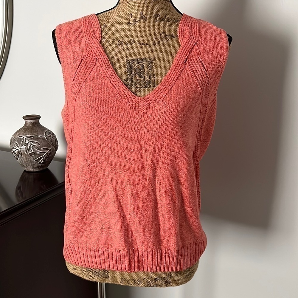 St. John Yellow Label Knit V-Neck Sweater Tank, Size M